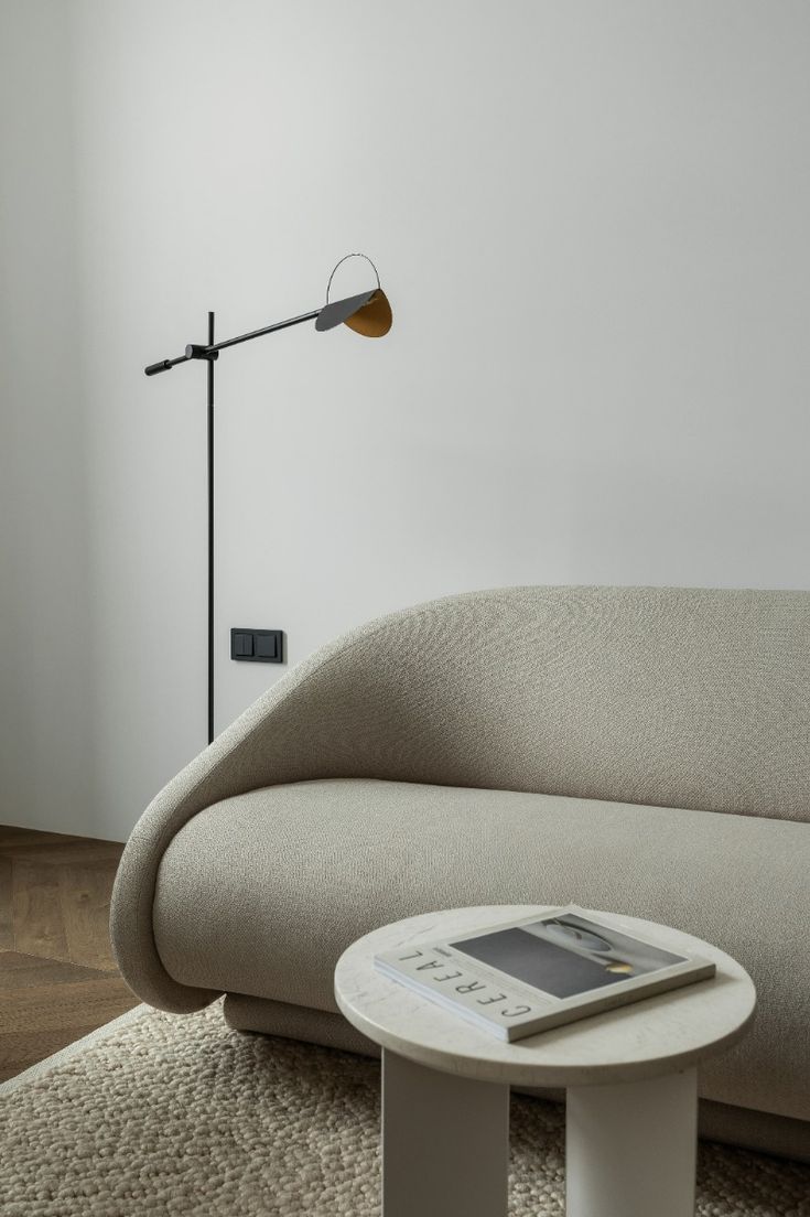 UP-LIFT SOFA BED