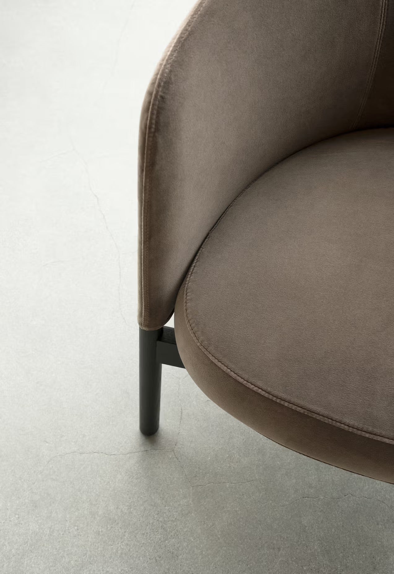 COLLAR 2 SEATER SOFA