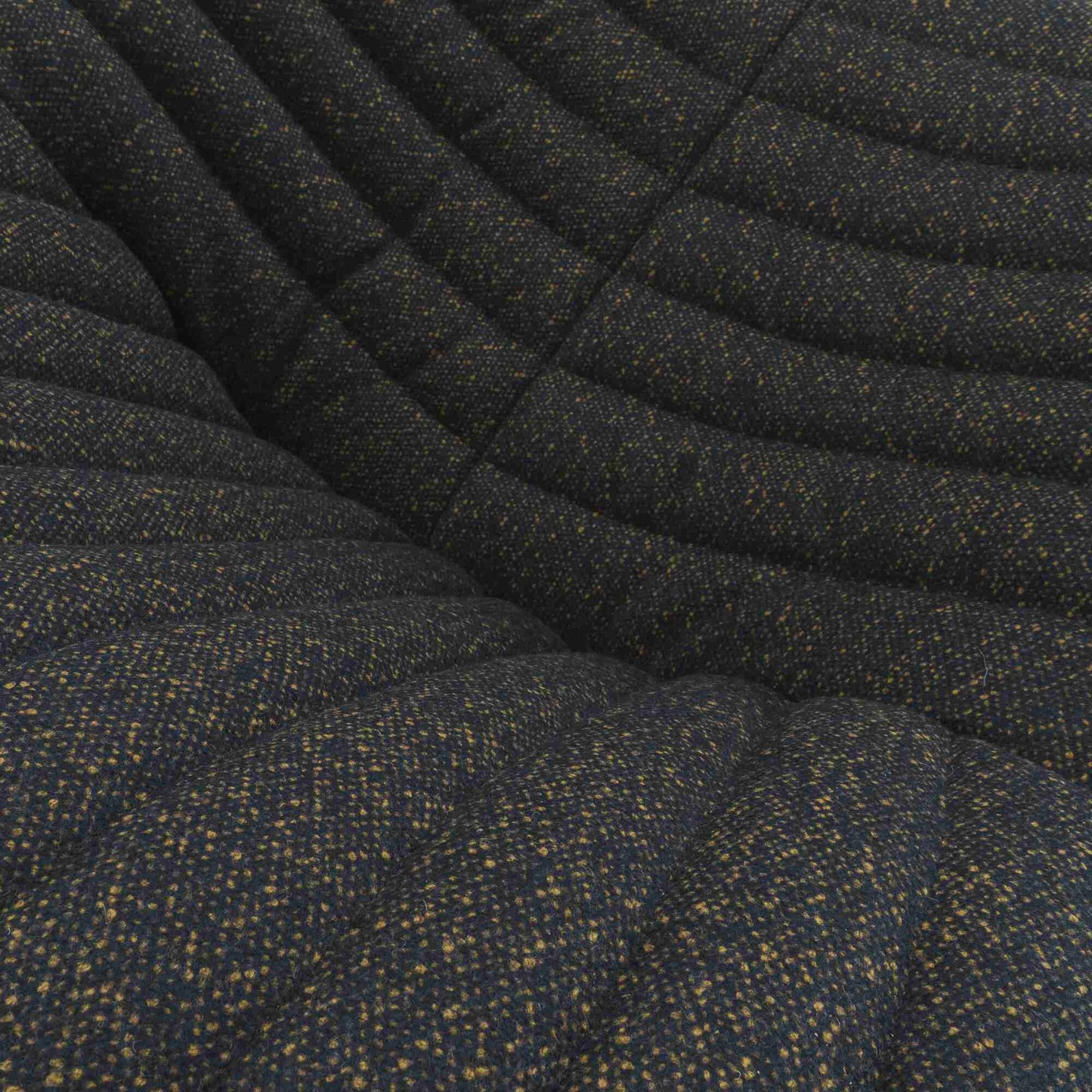 SANDRA ARMCHAIR