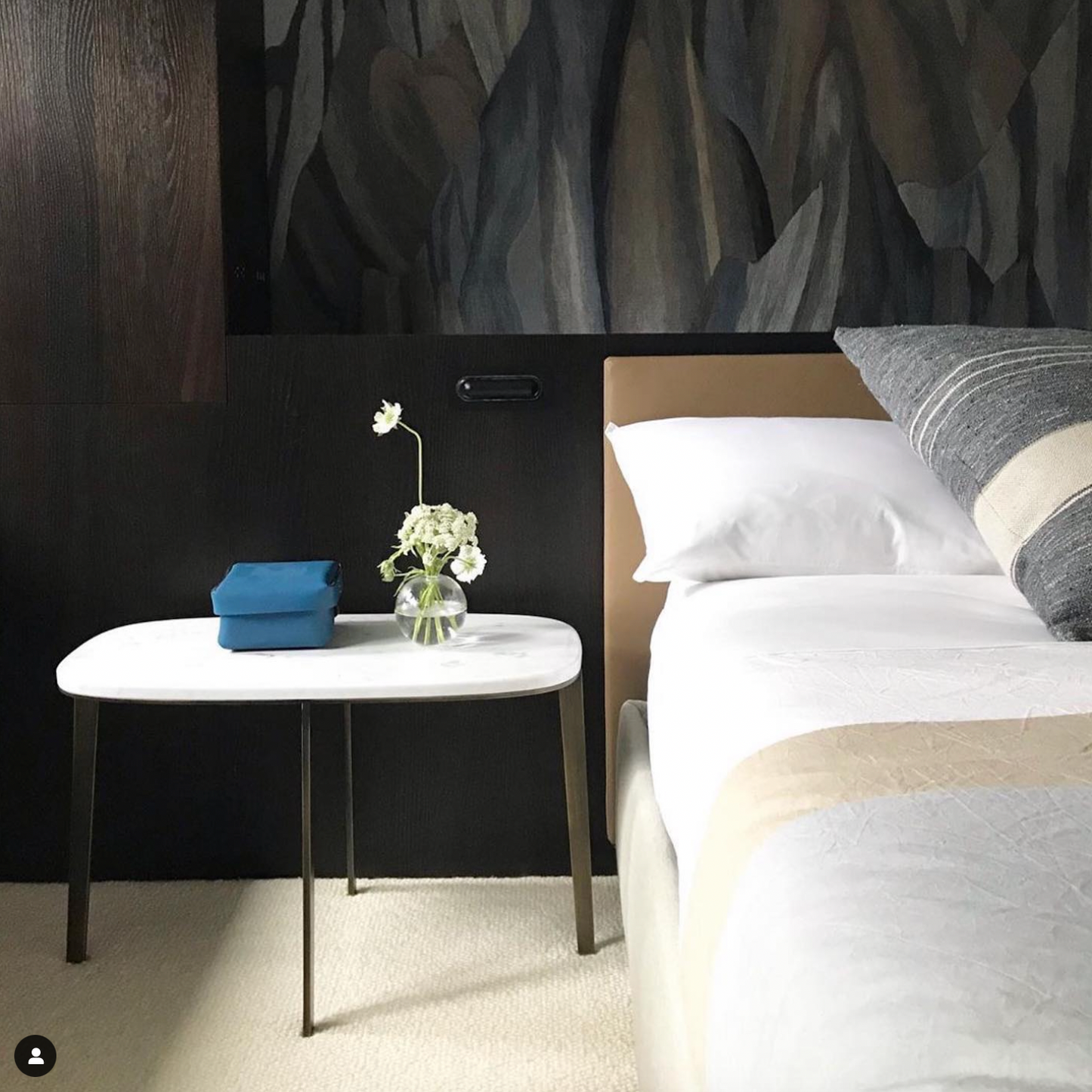 SIDE TABLE