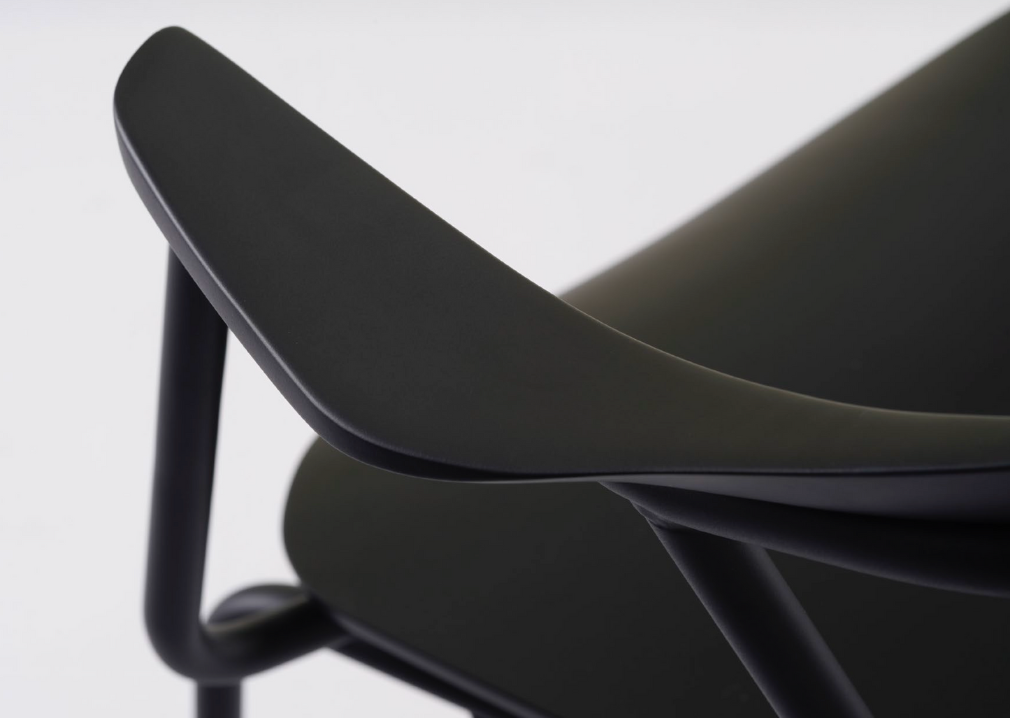 PIUN CHAIR