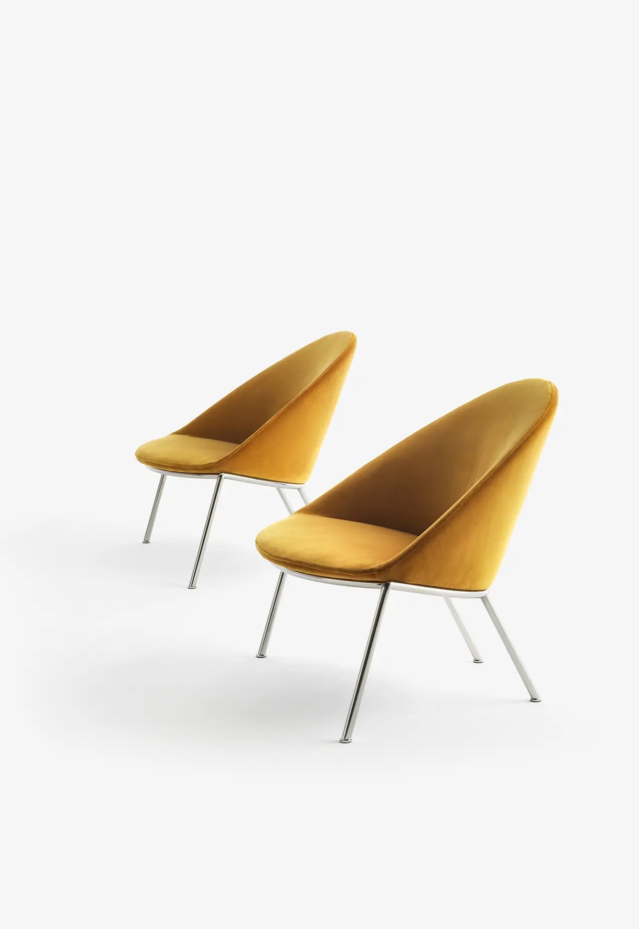 CIRCA LOUNGE CHAIR