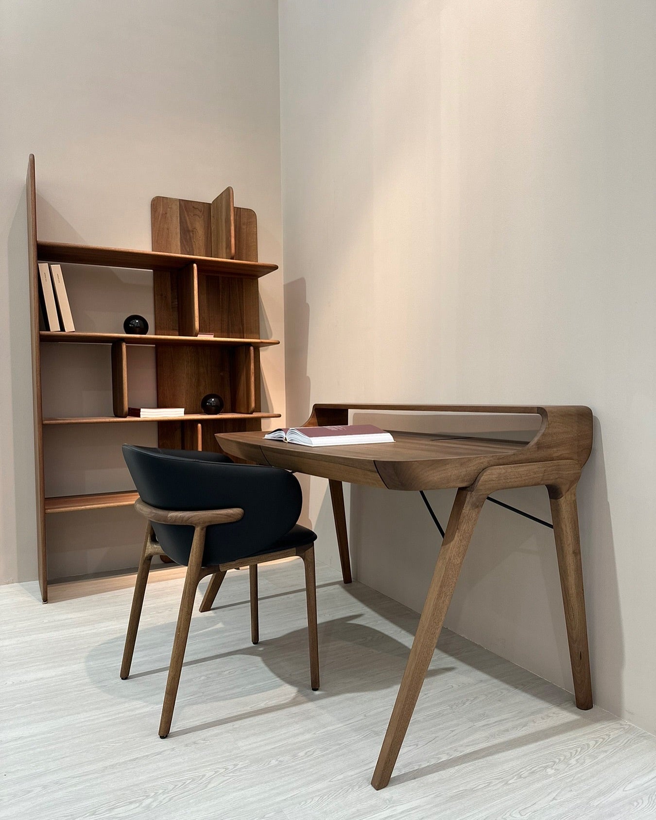 SOFT SHELF