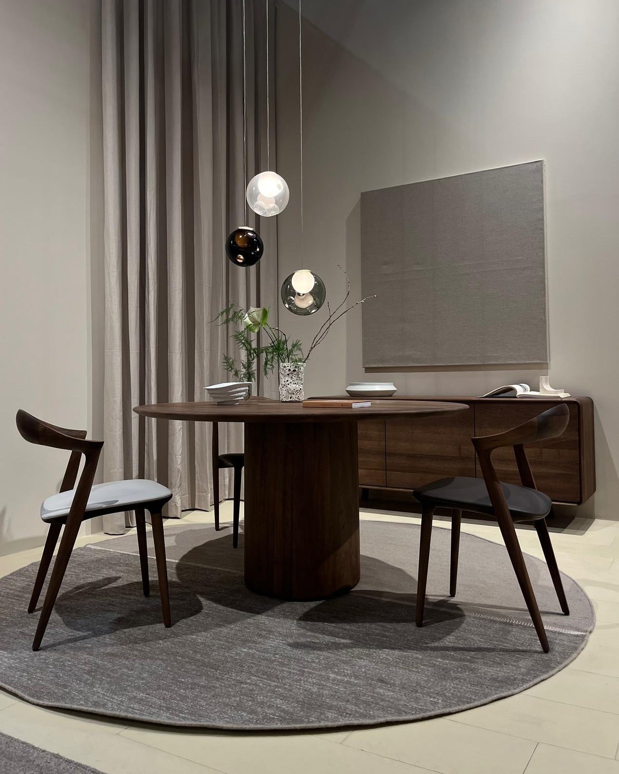 COLUMN TABLE