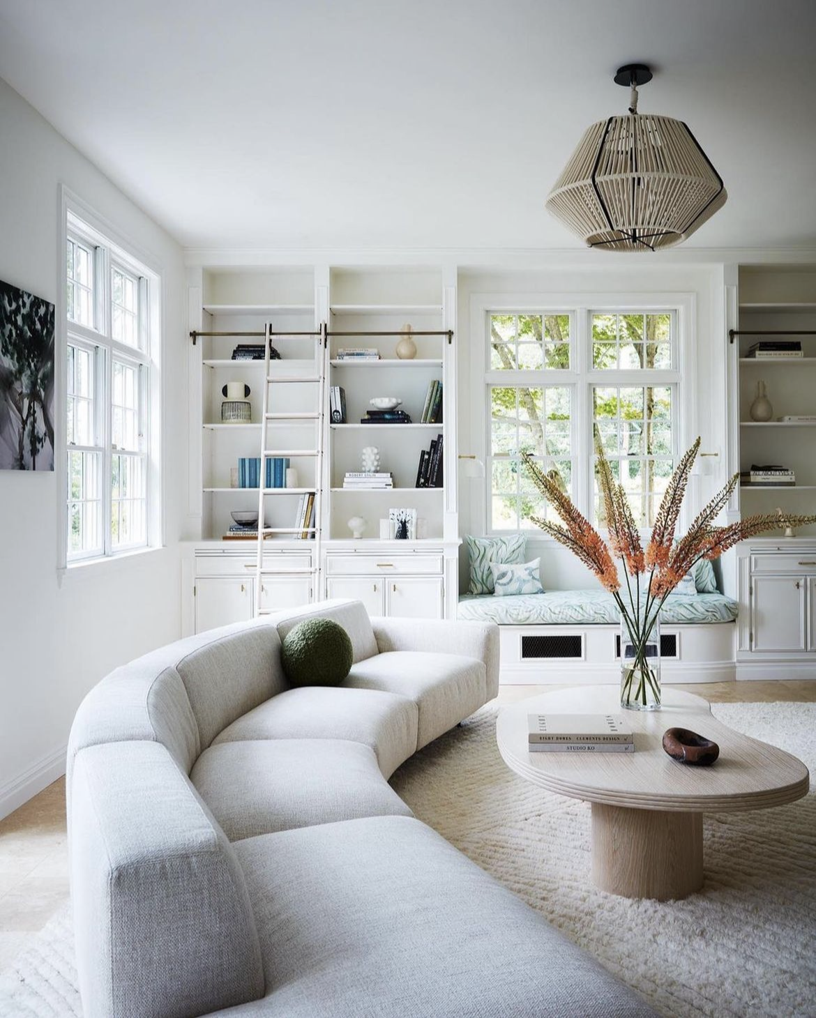 ENDLESS SOFA
