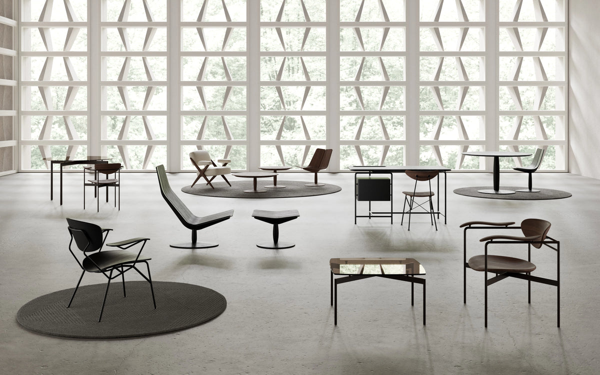VR61 LOUNGE CHAIR