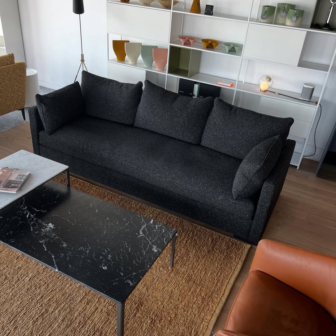 ABLE LOW TABLE