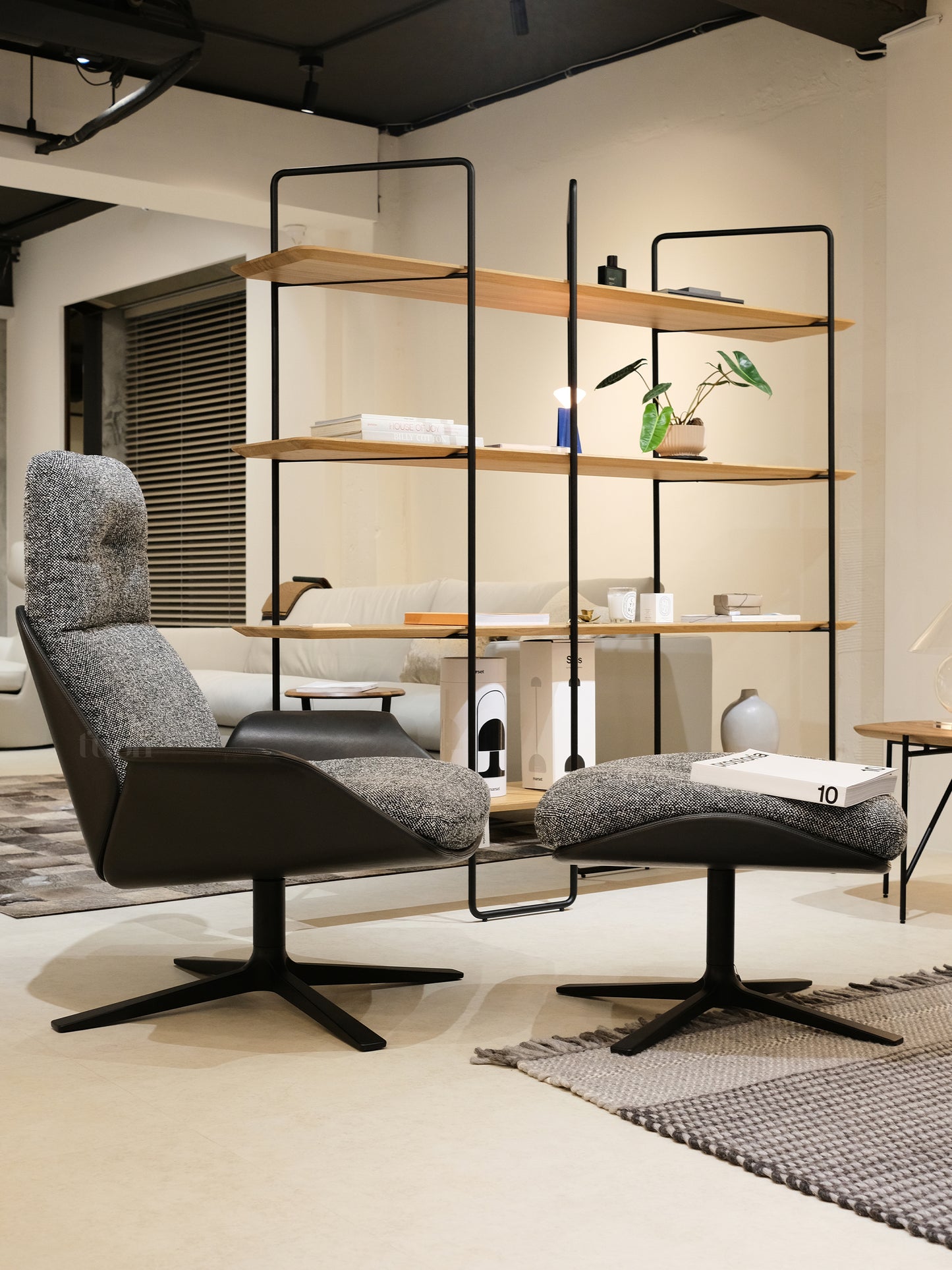 KNIF SHELVING SYSTEM
