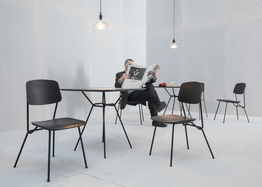 STRAIN CHAIR