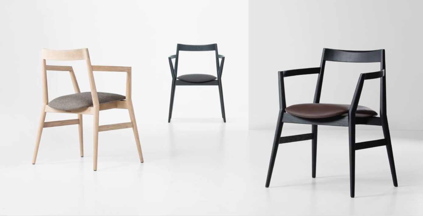 DOBRA CHAIR