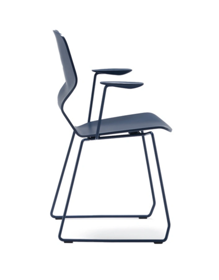 OBLIKANT CHAIR WITH ARMRESTS
