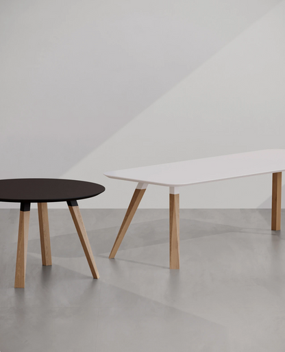 OBLIQUE TABLE