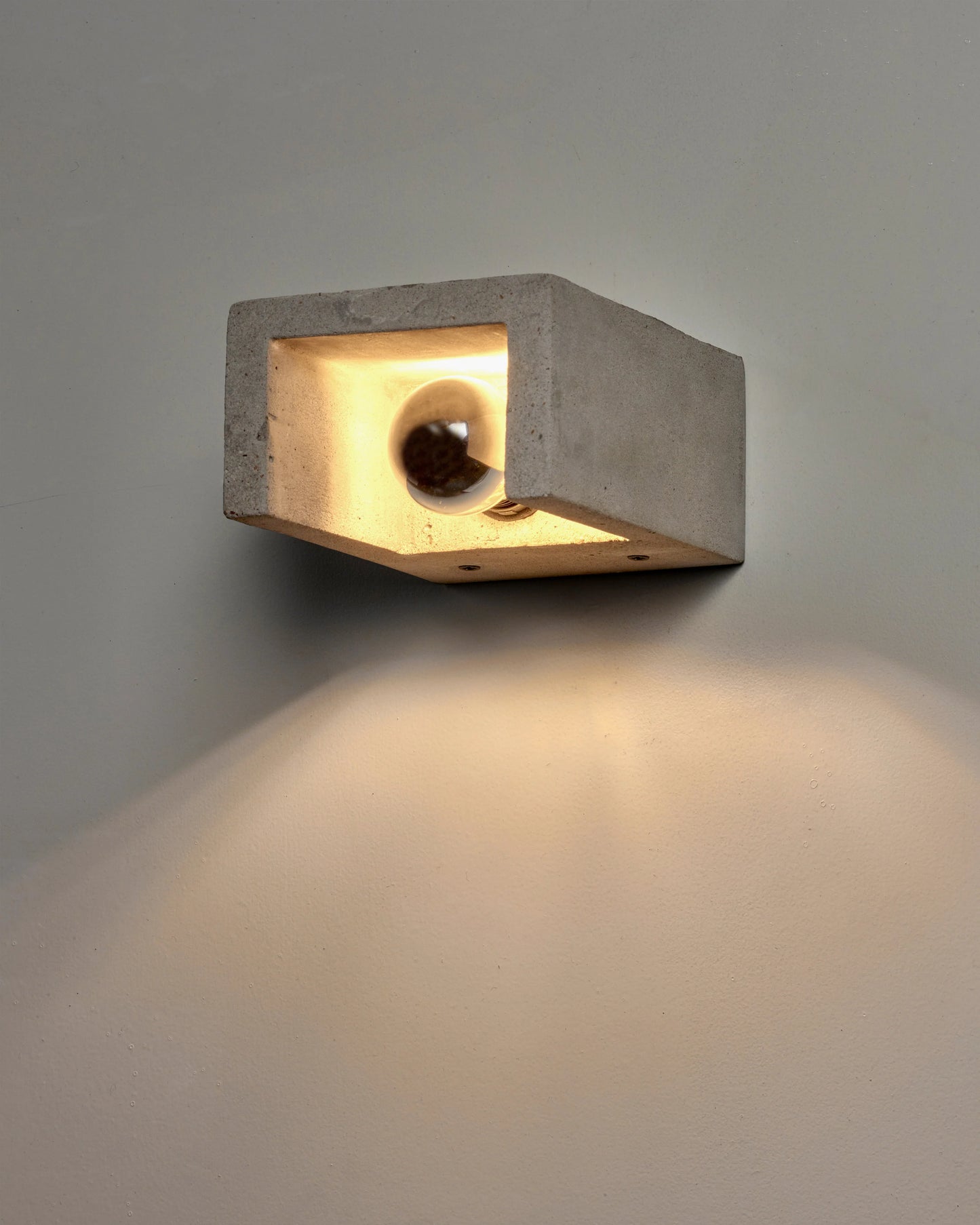 Wall lamp °2  Shape 壁燈