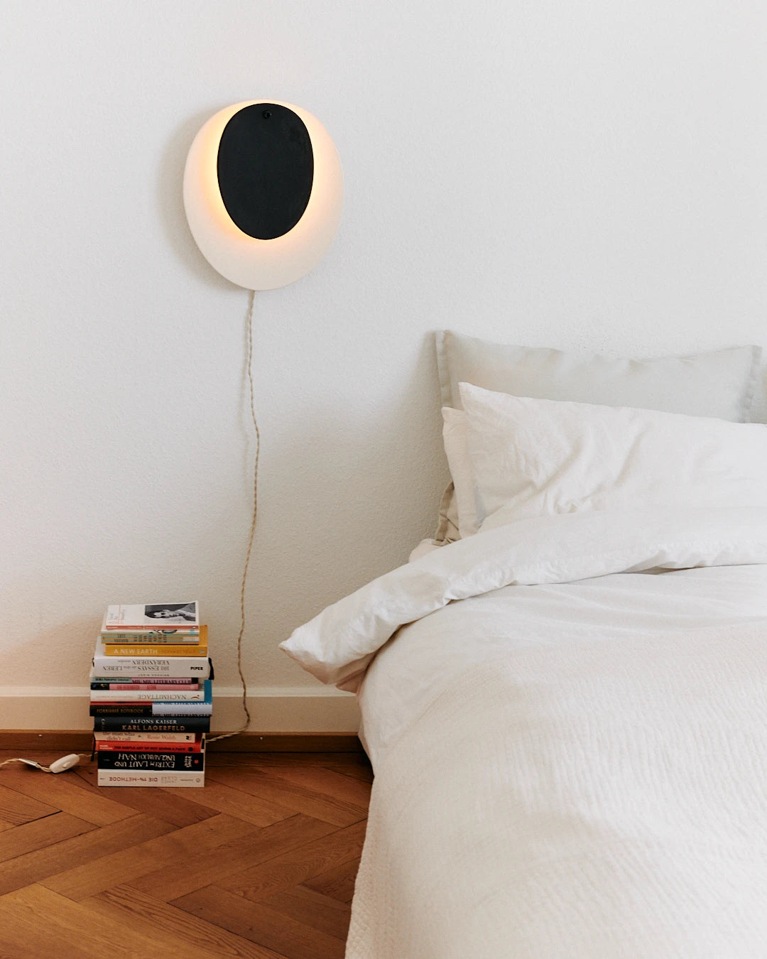Wall lamp 02 white - black Nebula