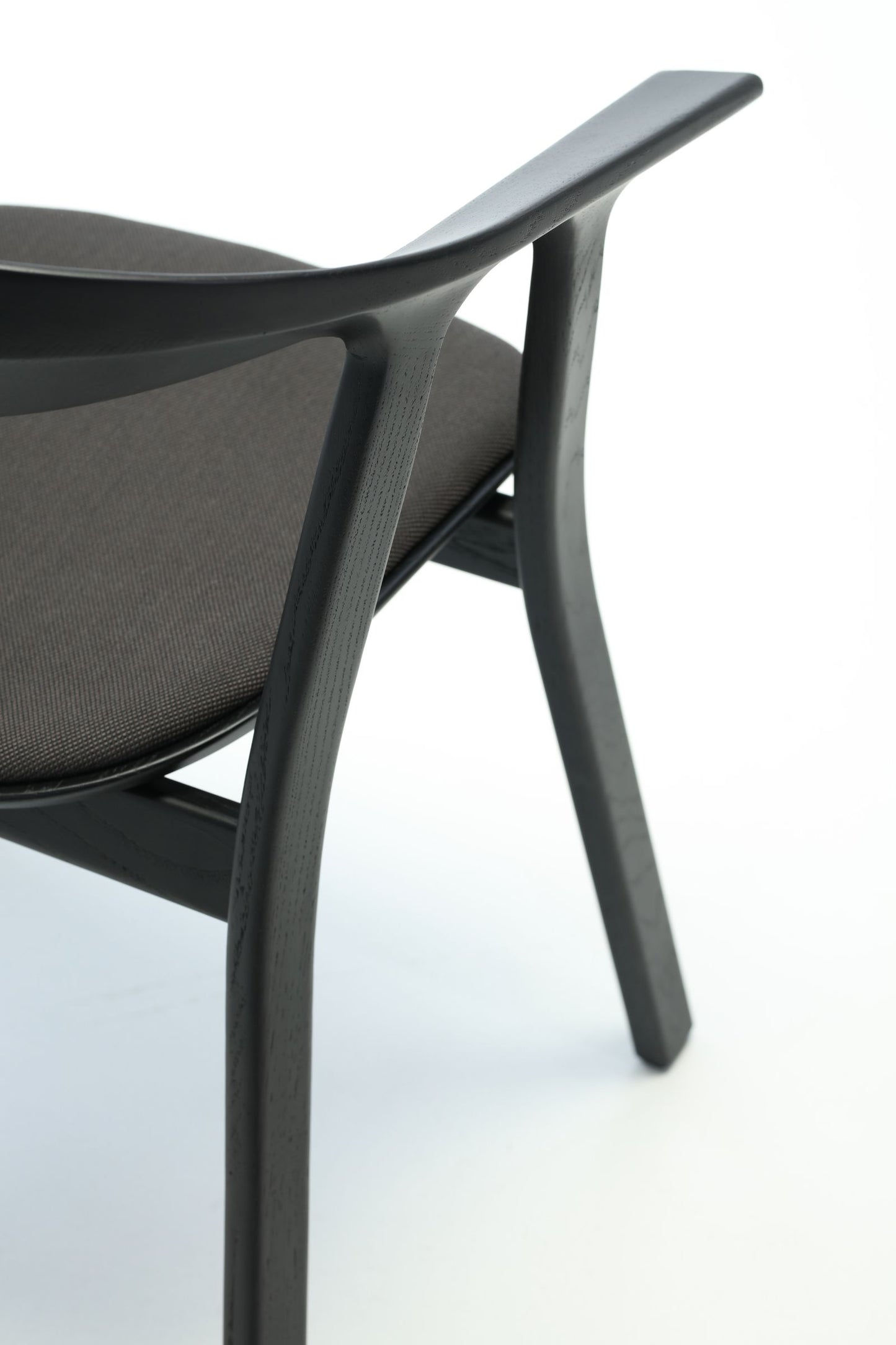 RHOMB CHAIR