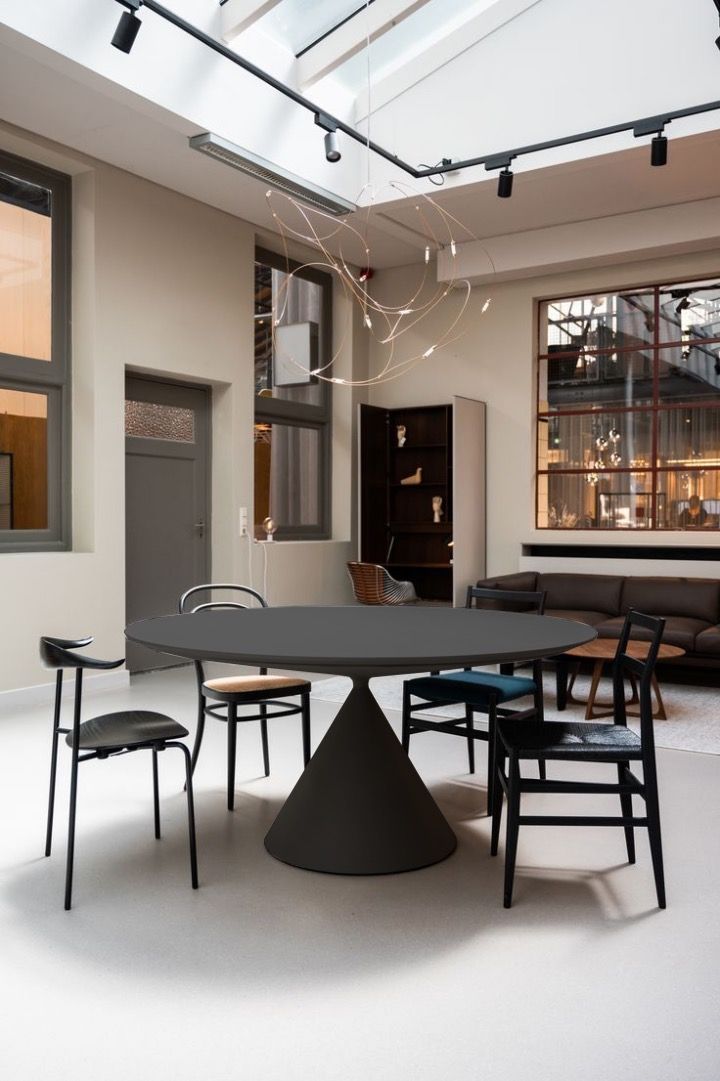 CLAY TABLE