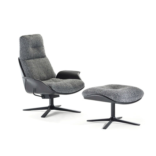 REI ARMCHAIR