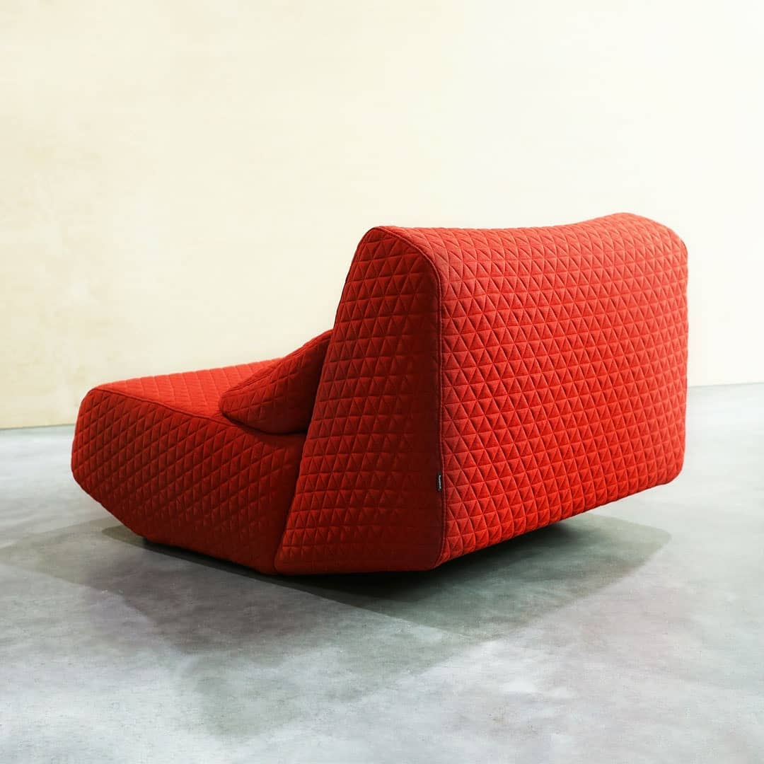 ABSENT SOFA