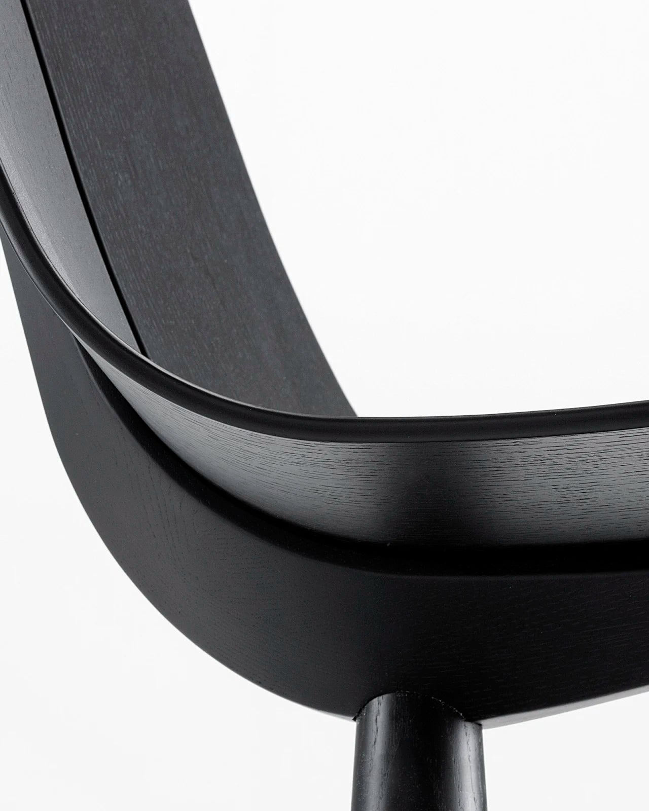 VR61 CHAIR