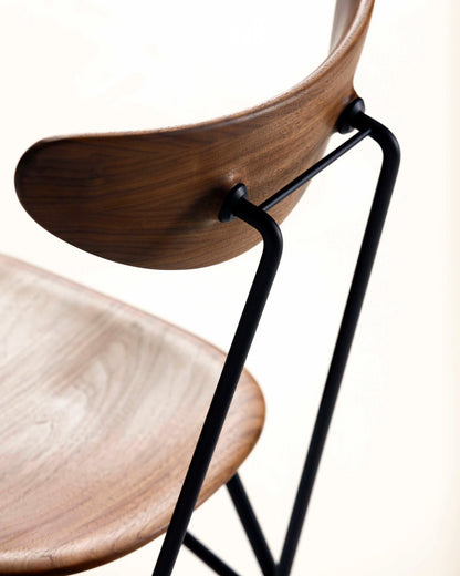VR51 CHAIR