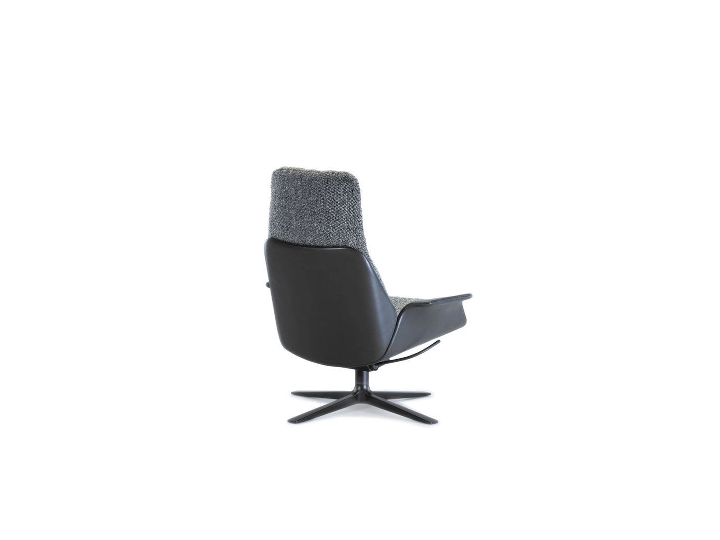 REI ARMCHAIR