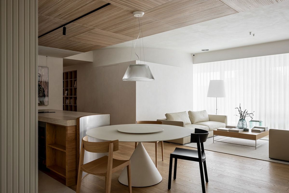 CLAY TABLE