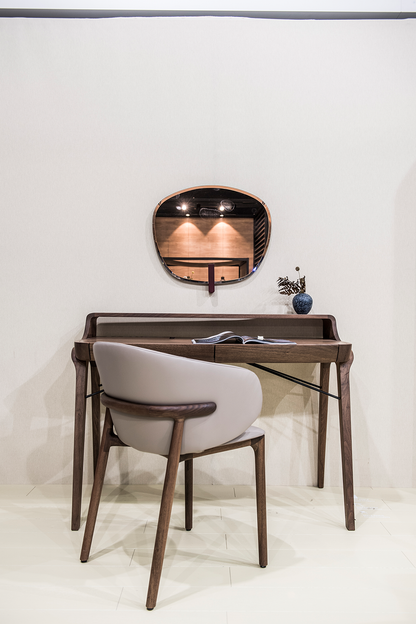 MELA CHAIR