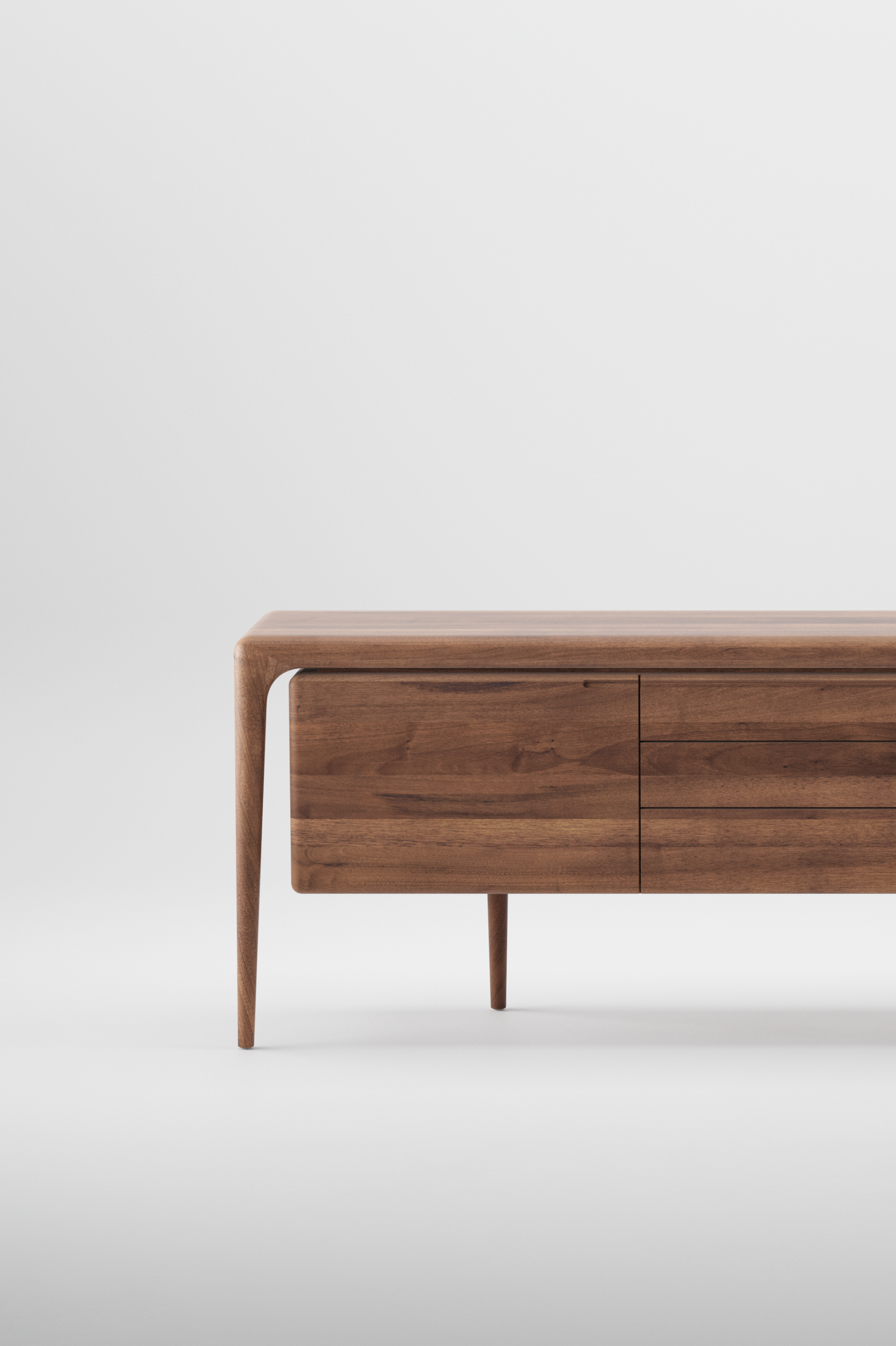LATUS SIDEBOARD