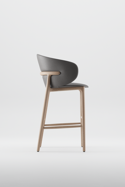 MELA BARCHAIR