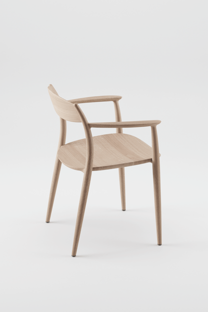 NILA CHAIR