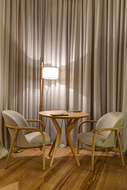 LAKRI ROUND TABLE