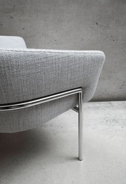 METRO ARMCHAIR