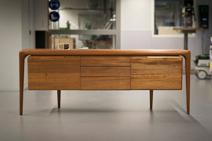 LATUS SIDEBOARD
