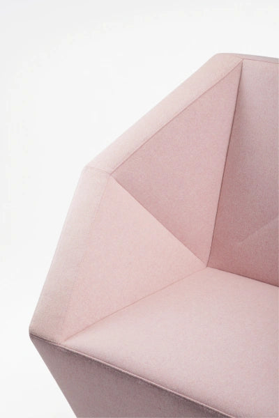 3ANGLE ARMCHAIR