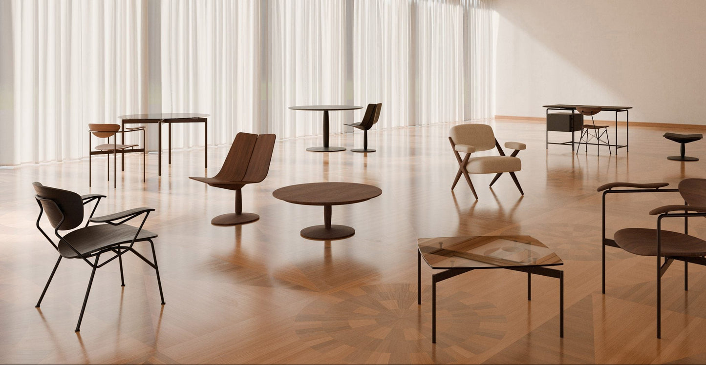 VR61 LOUNGE CHAIR