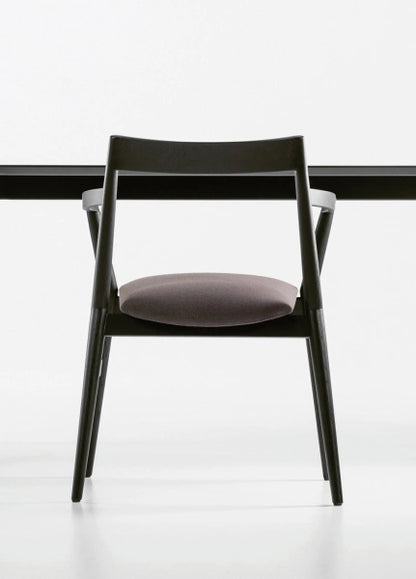 DOBRA CHAIR