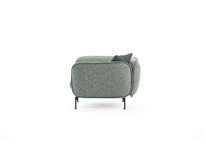 ECHO ARMCHAIR