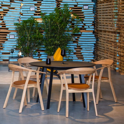 RHOMB TABLE